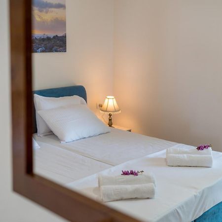 Sellia Resort Плакиас Экстерьер фото